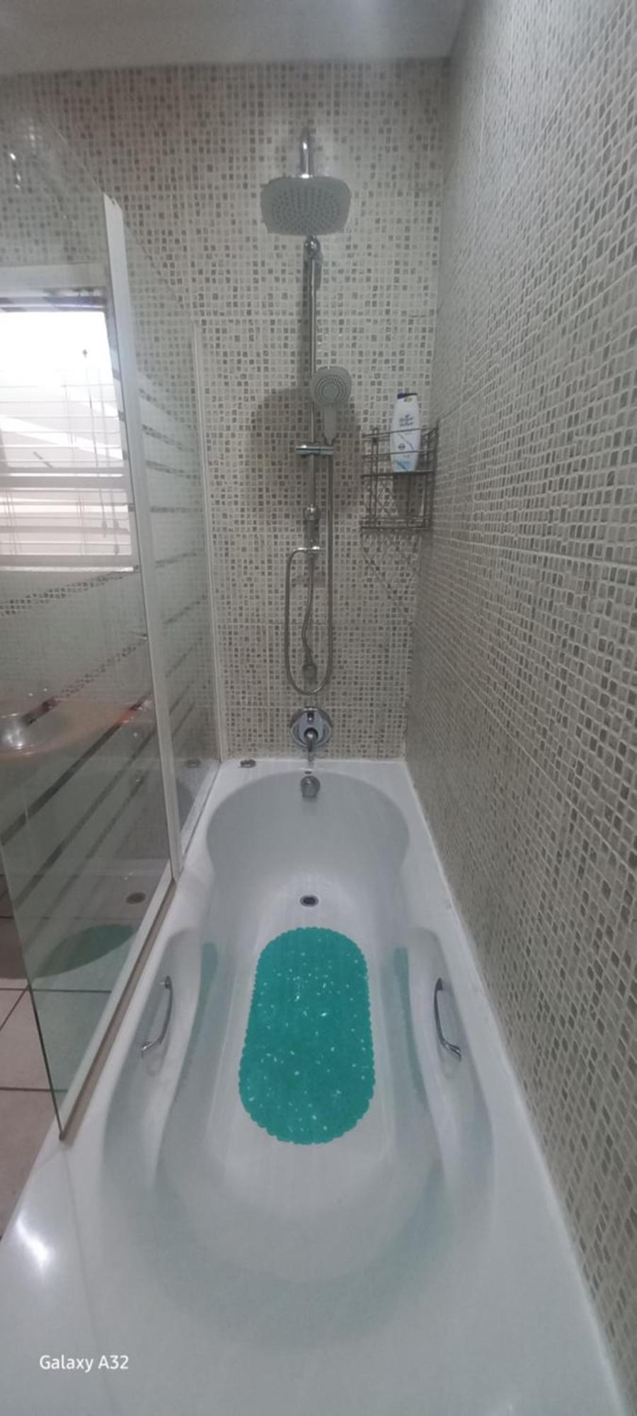 28 At Van Den Bos International Guesthouse Эденвейл Экстерьер фото